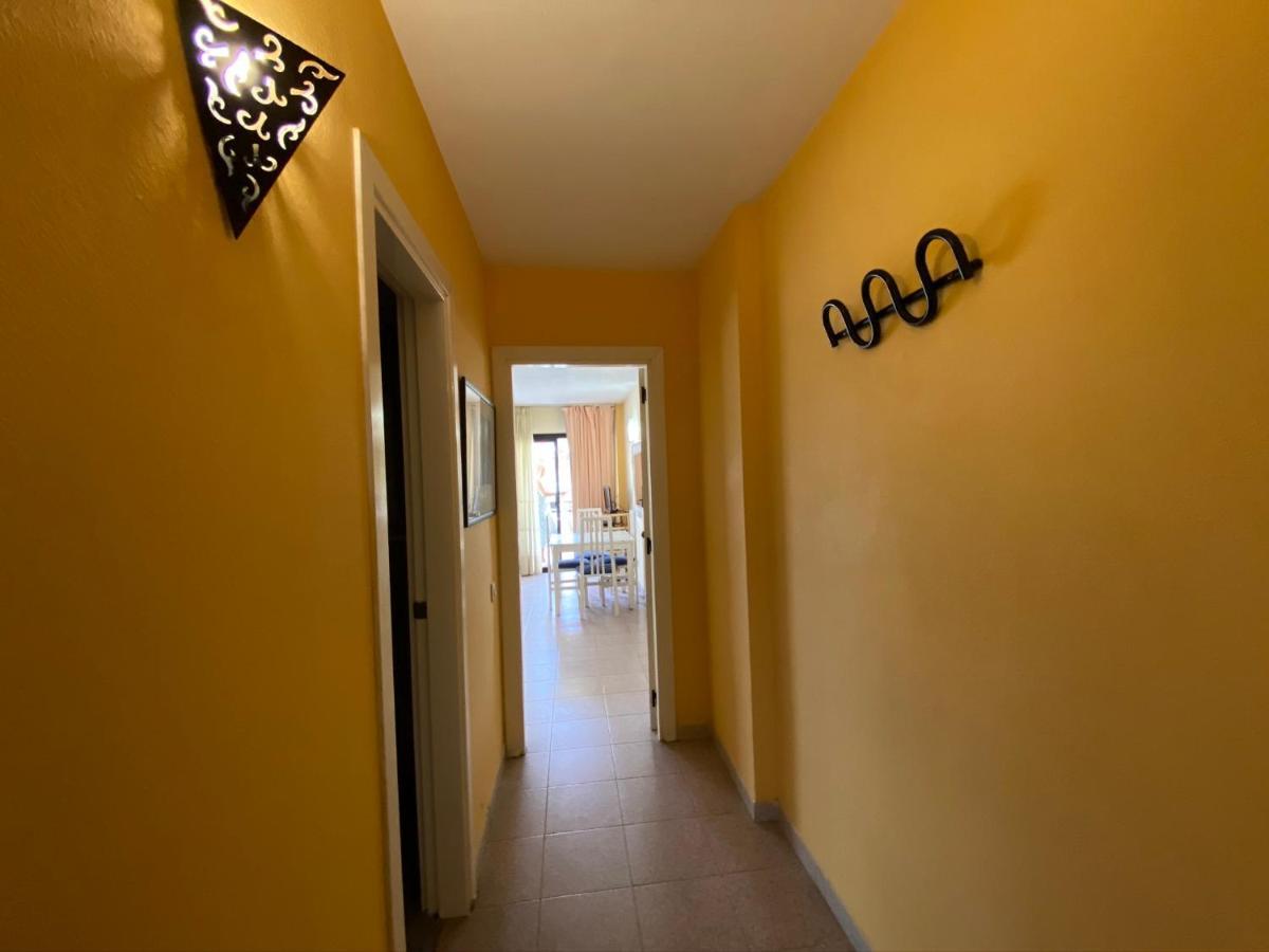 Apartamento Cerca De Playa ซาลอว์ ภายนอก รูปภาพ