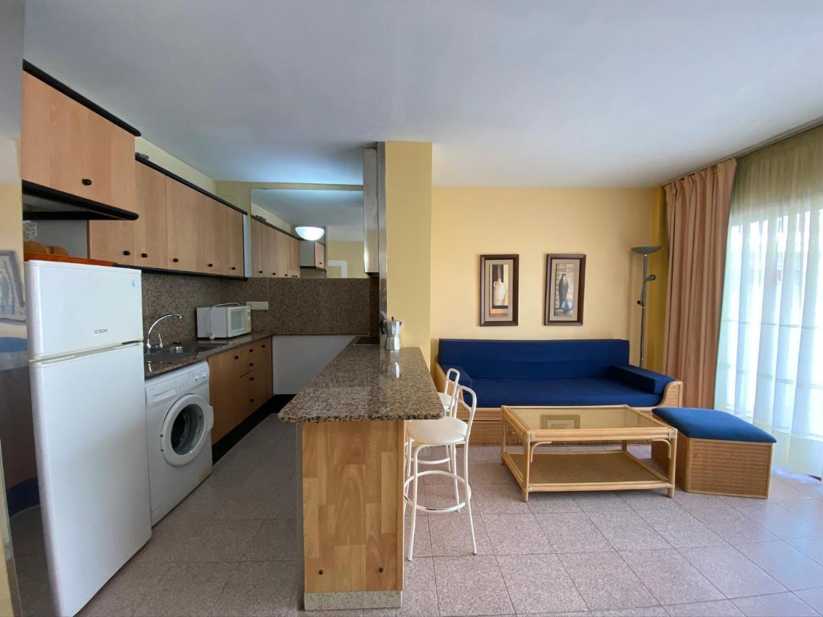 Apartamento Cerca De Playa ซาลอว์ ภายนอก รูปภาพ